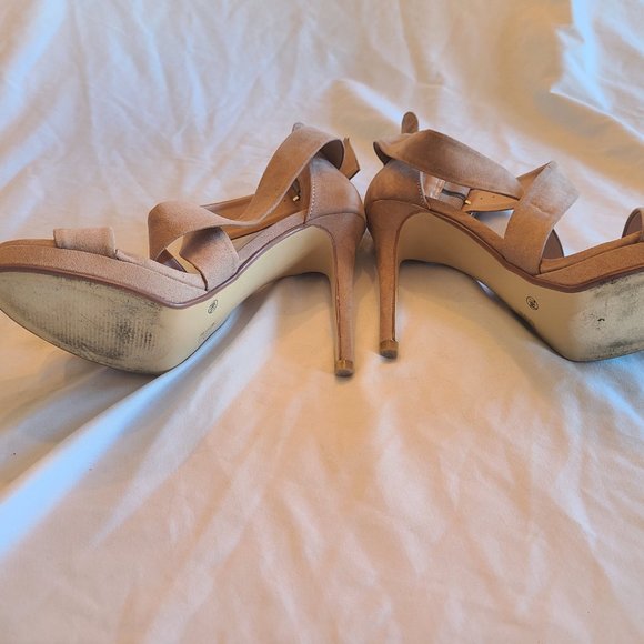 Tan Chinese Laundry  7 1/2 5 in. heel - Picture 3 of 4